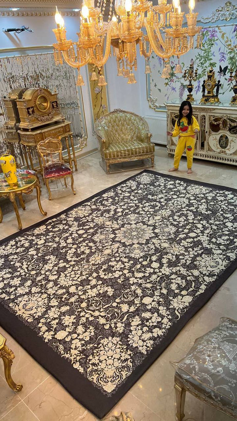 روفرشی کشدار مخمل شانل ۱۲ متری